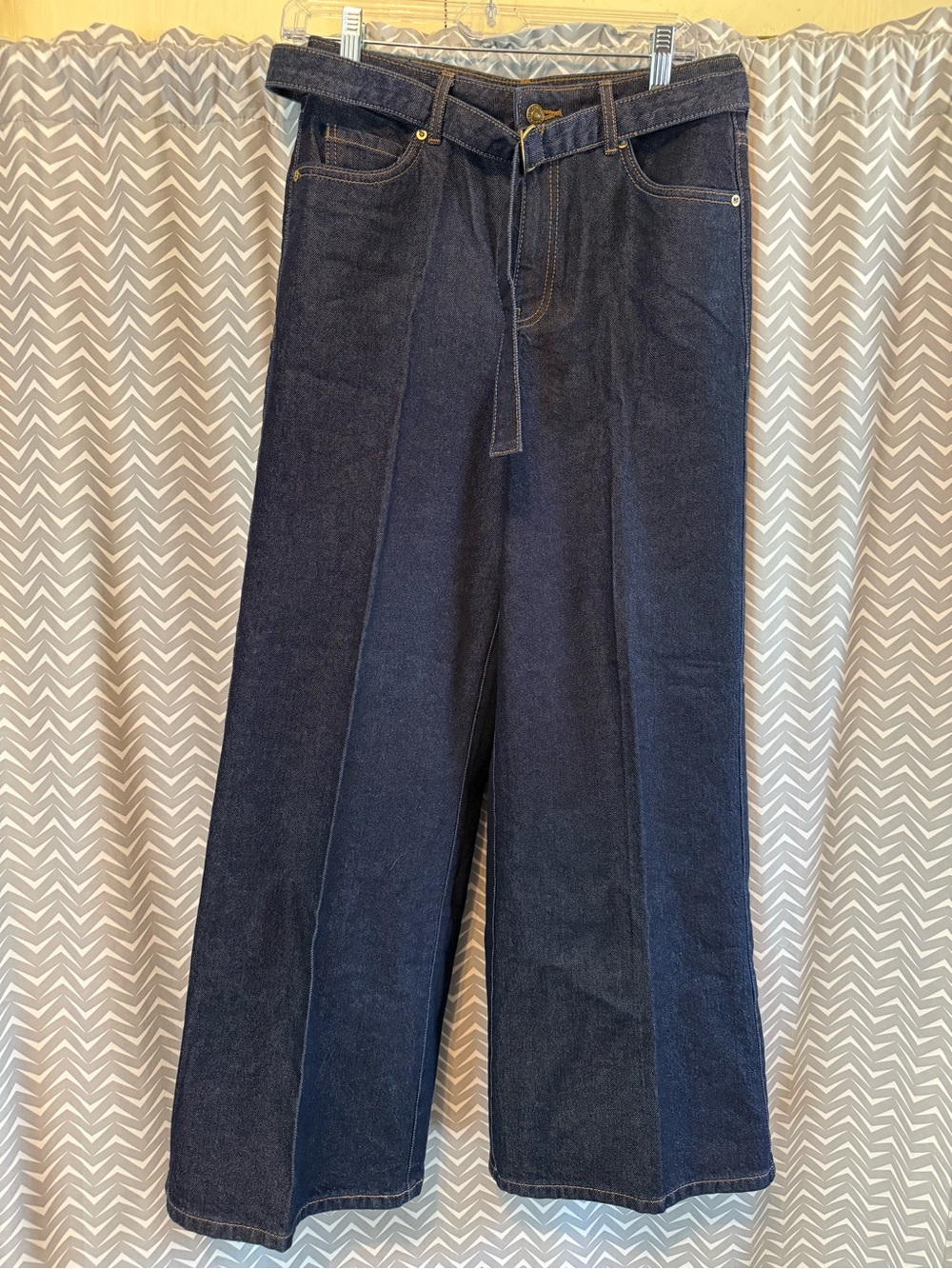 Women’s Express Dark Blue Wide-Leg Jeans with Self Belt